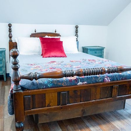 Snodgrass Suite 301, Hyland Hotel Palmer Bagian luar foto