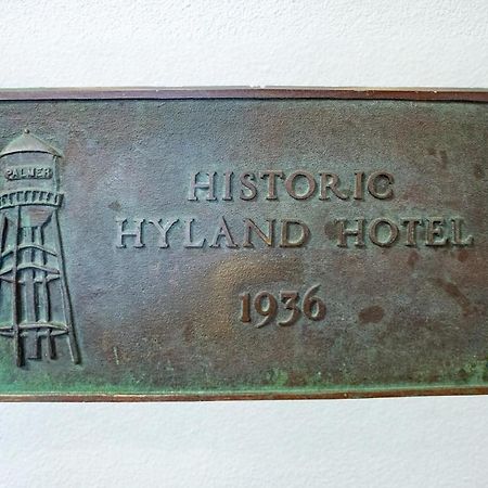 Snodgrass Suite 301, Hyland Hotel Palmer Bagian luar foto